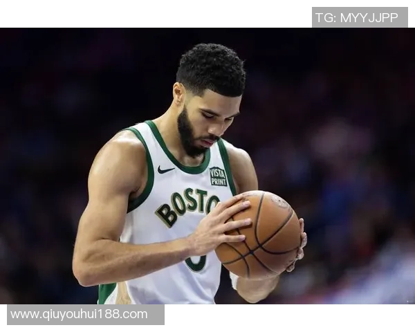 霍勒迪称赞里斯投篮与能量提升进攻空间关键时刻鼓舞全队士气