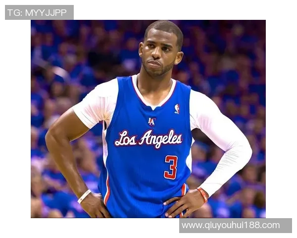 保罗重返快船基地训练展现老炮风采双手暴扣引发球迷热议