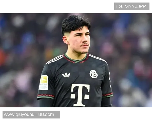 拜仁小将查韦斯面临多方报价但更愿意继续为球队效力